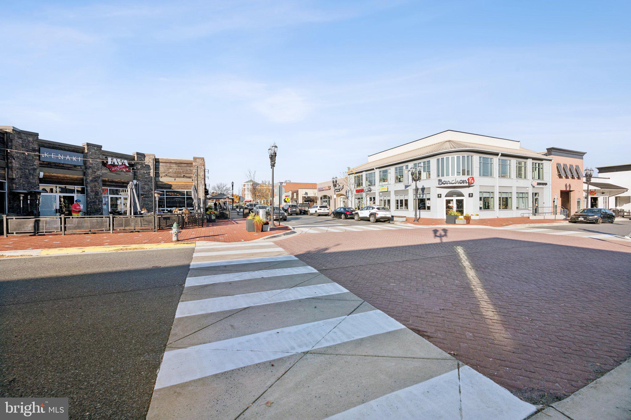 LAKELANDS - Residential