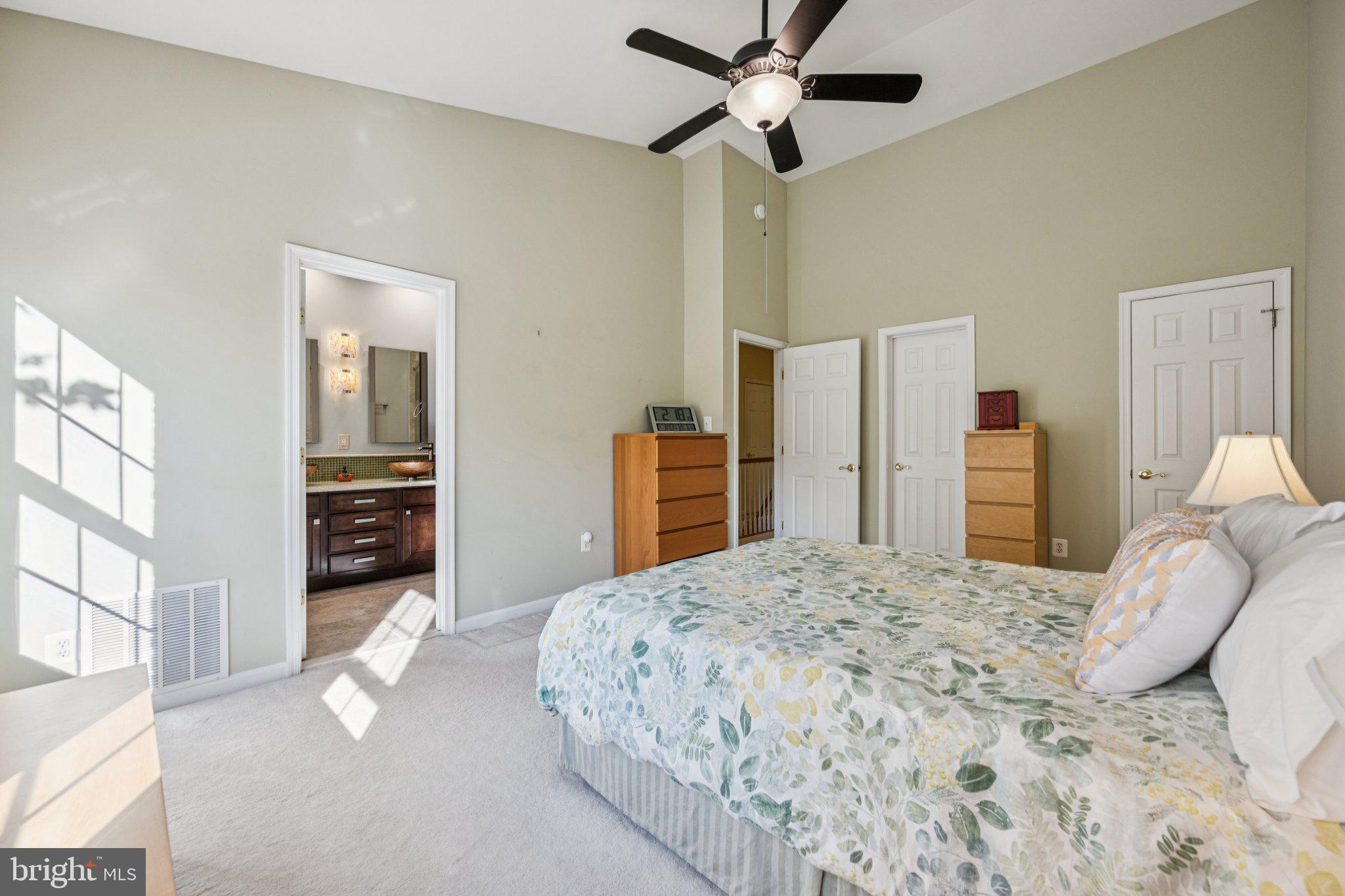 LAKELANDS - Residential