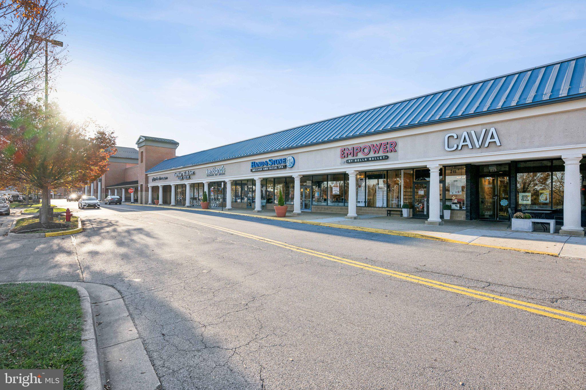 LAKELANDS - Residential