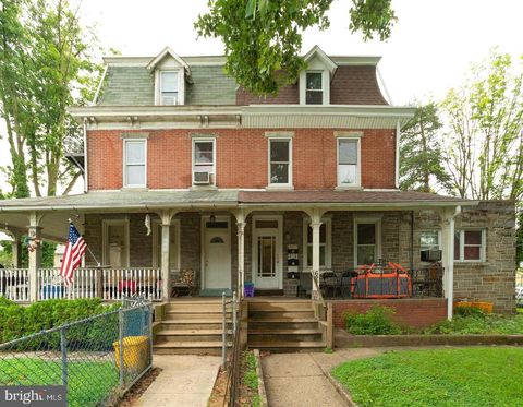 627 MACDADE BOULEVARD COLLINGDALE PA 19023