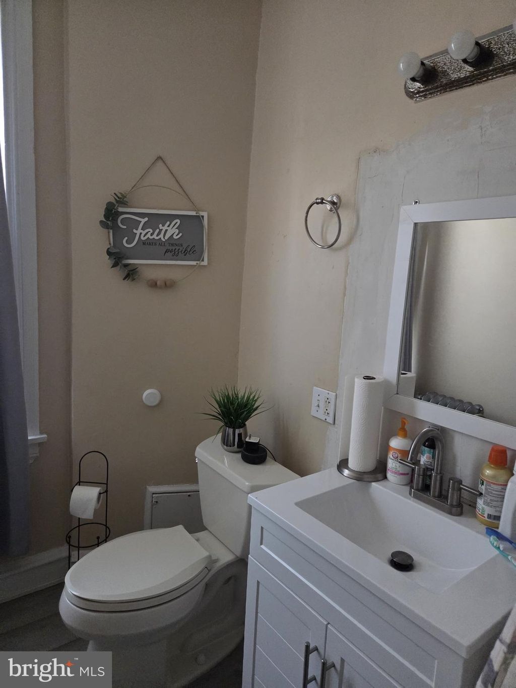 Photo of 627 Macdade Boulevard, COLLINGDALE, PA 19023 (MLS # PADE2111308)