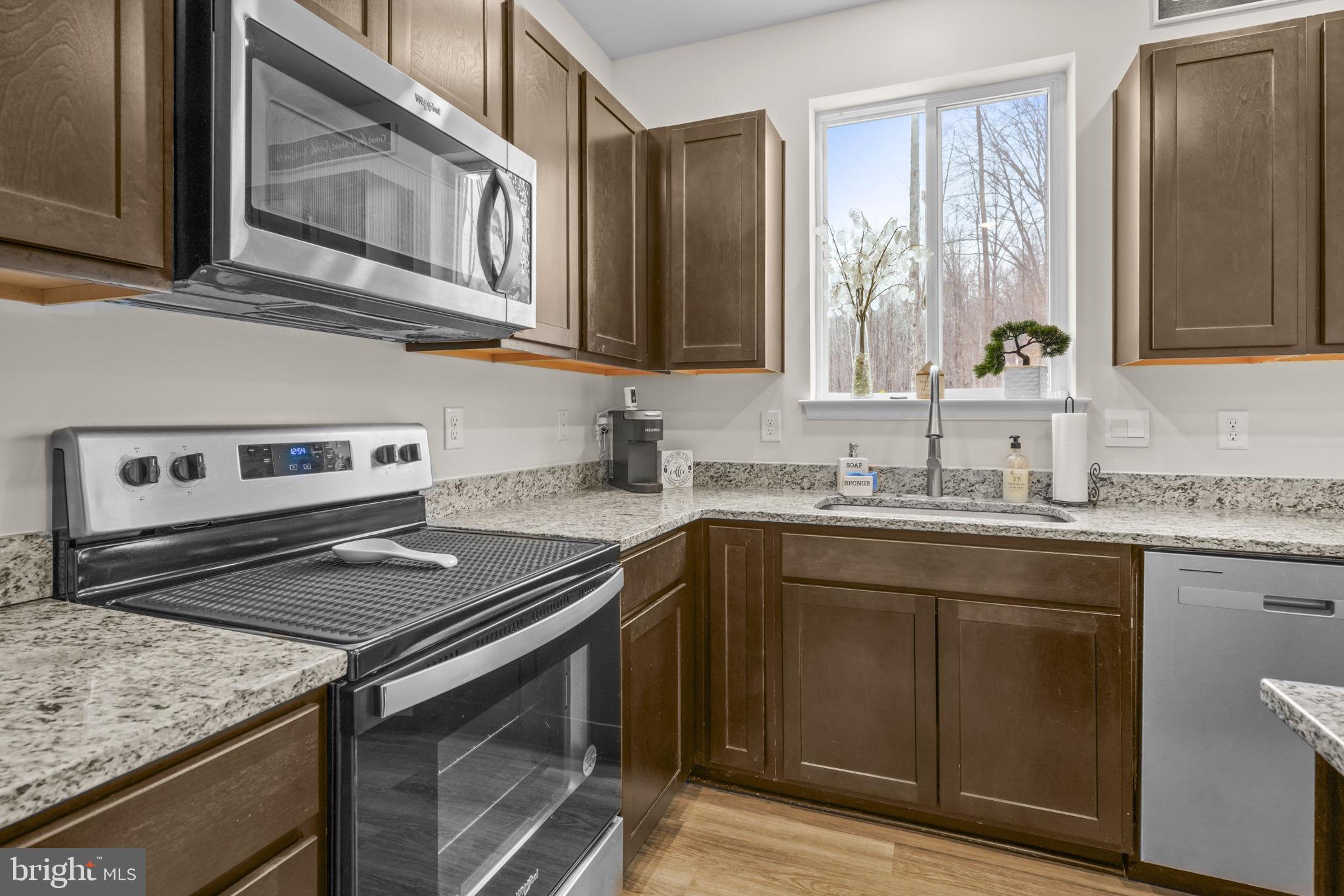 109 SHALLOW BROOK WAY