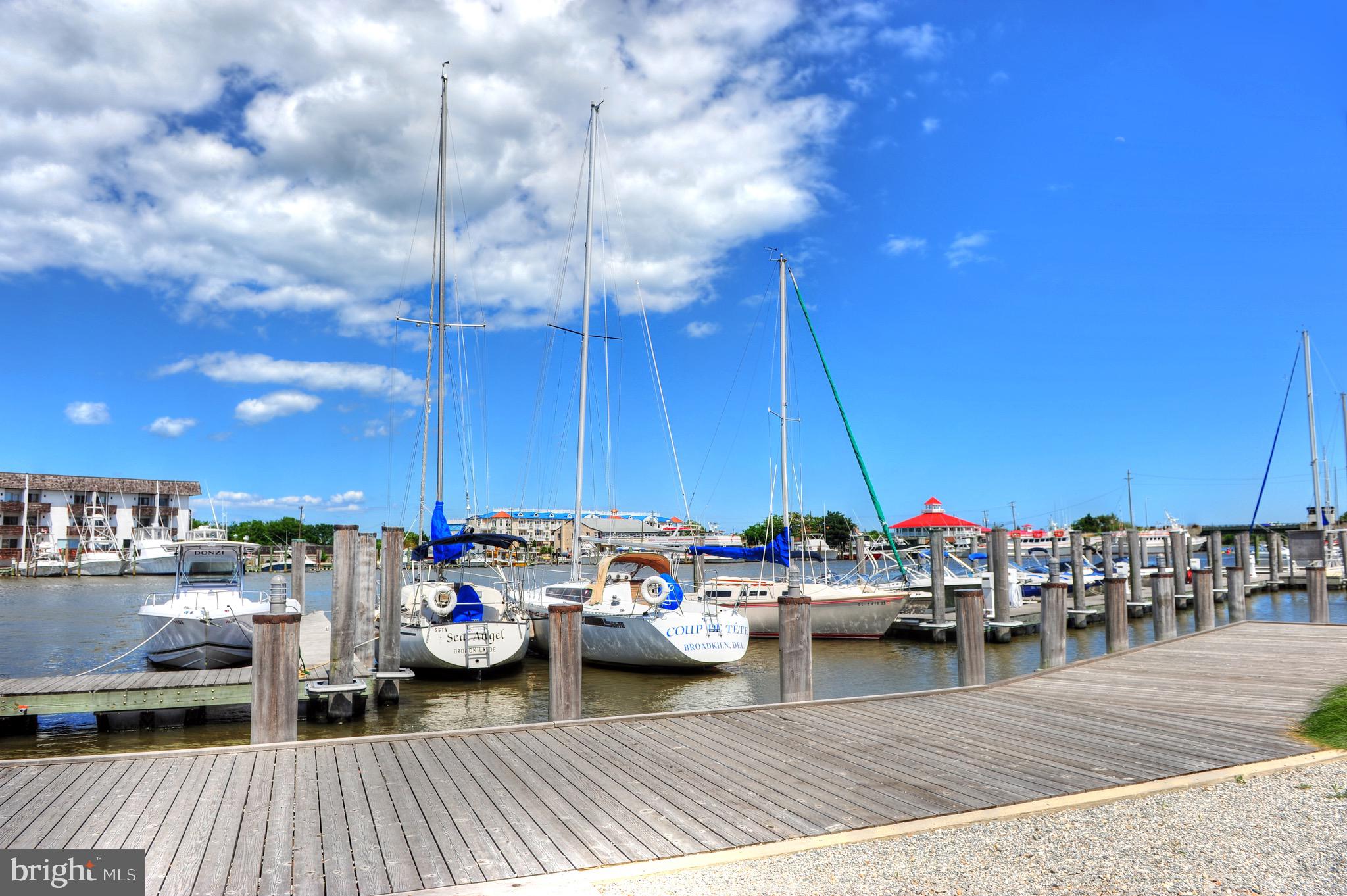 MAPLEWOOD - Residential