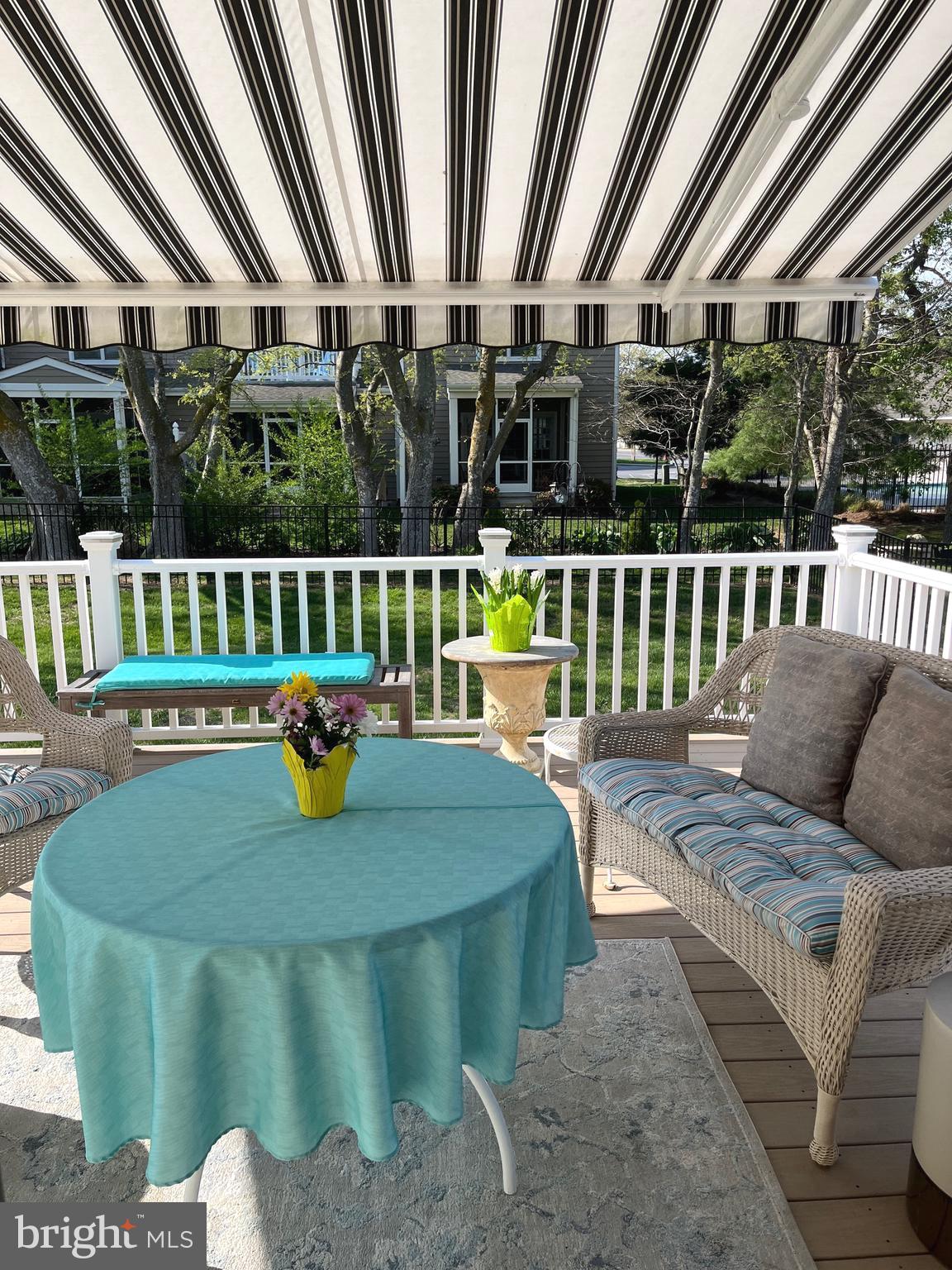 MAPLEWOOD - Residential