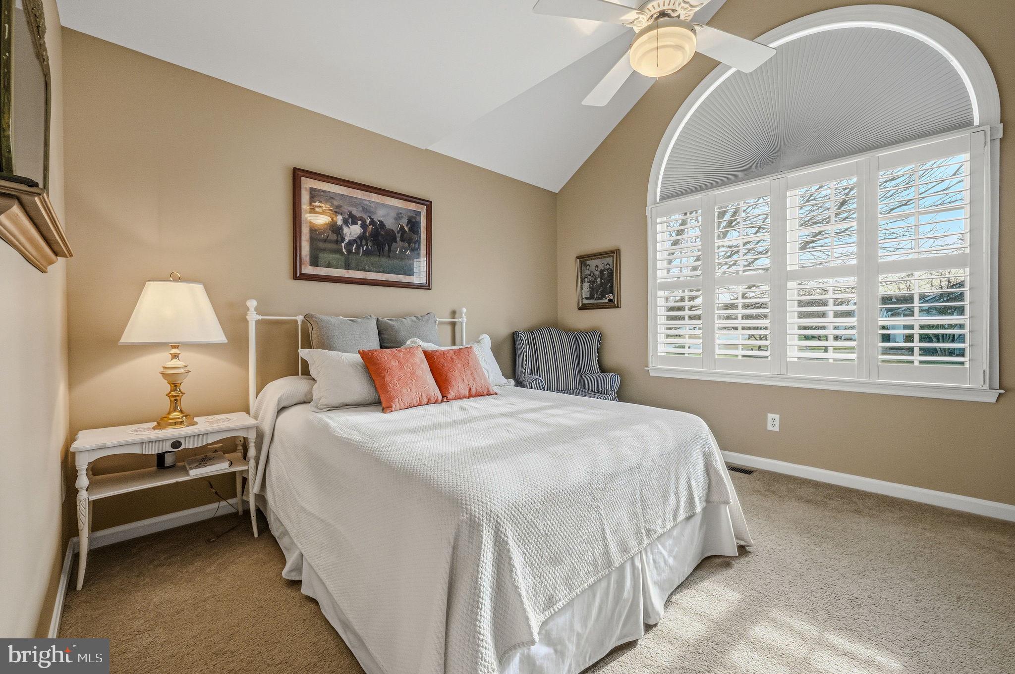 MAPLEWOOD - Residential