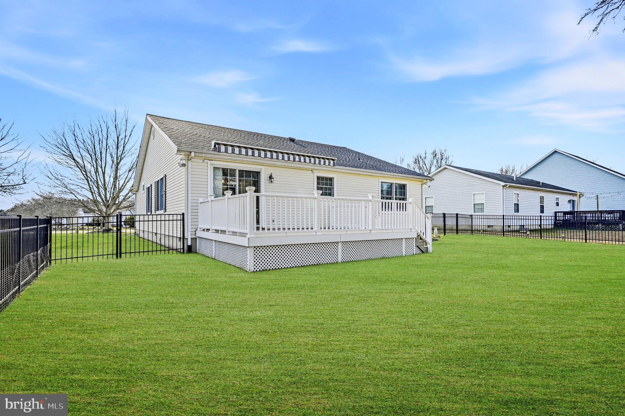 MAPLEWOOD - Residential