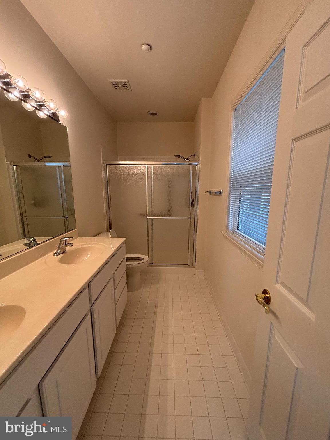 FALLS RUN - Residential Lease