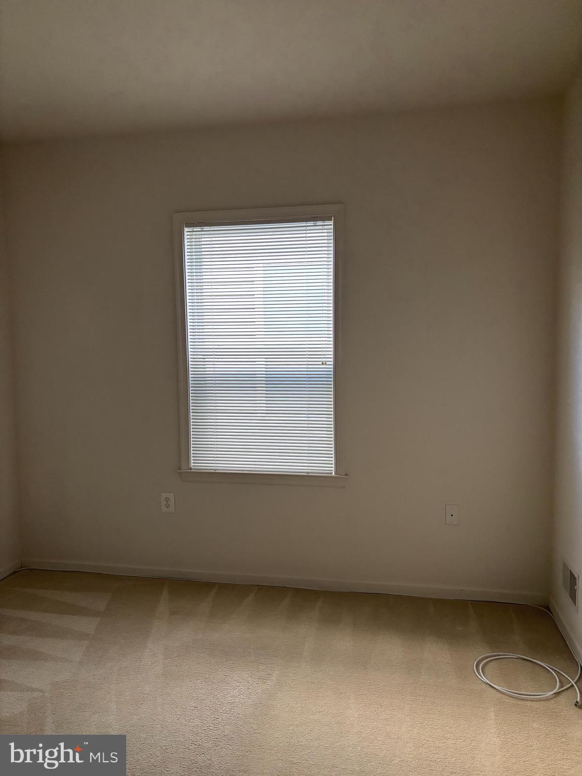 FALLS RUN - Residential Lease