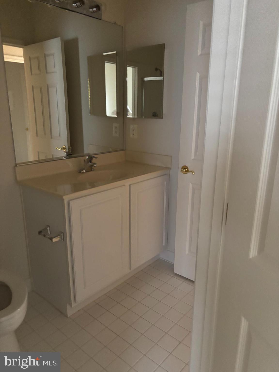 FALLS RUN - Residential Lease