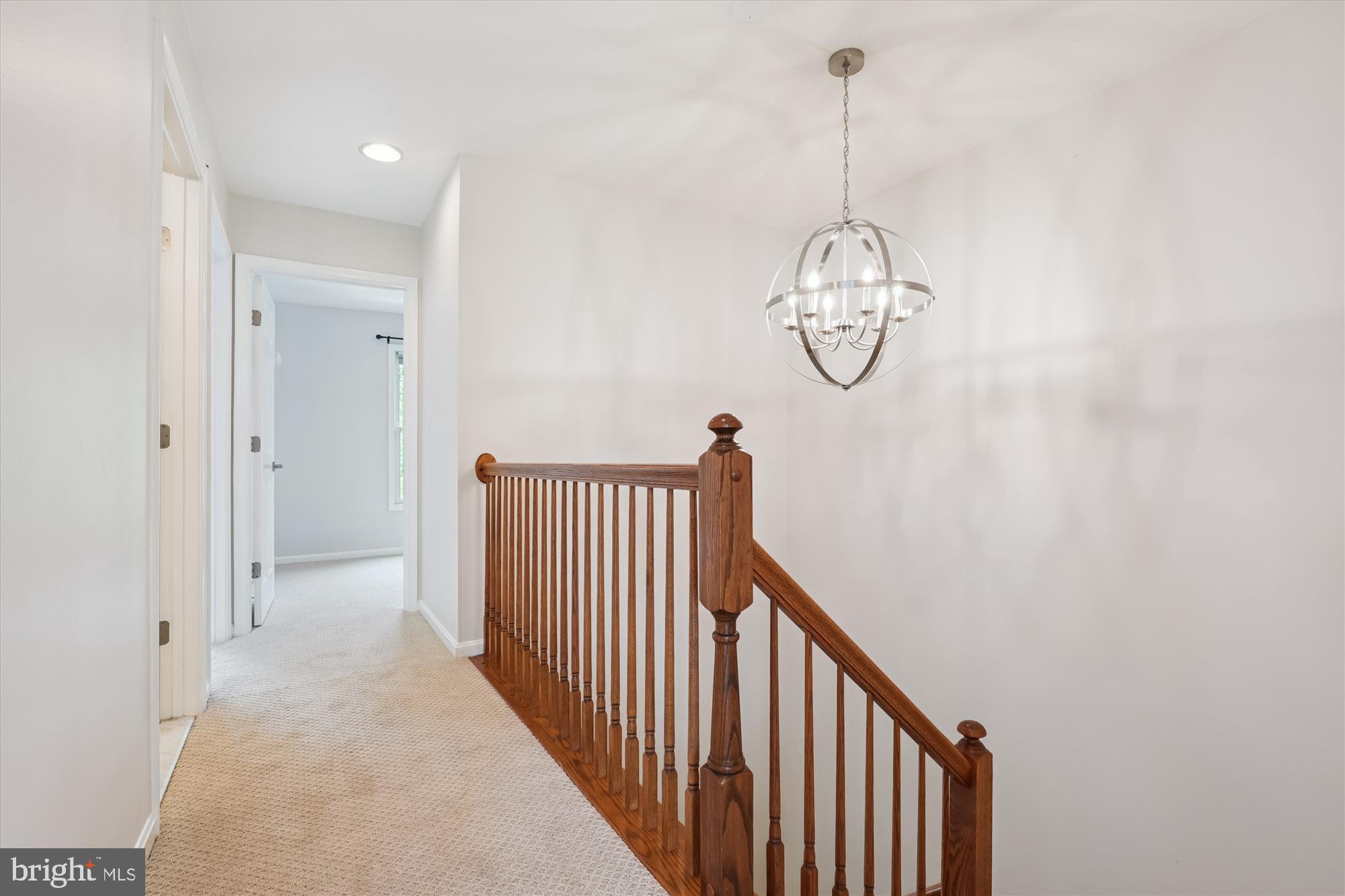 ROSE HILL FALLS - Residential