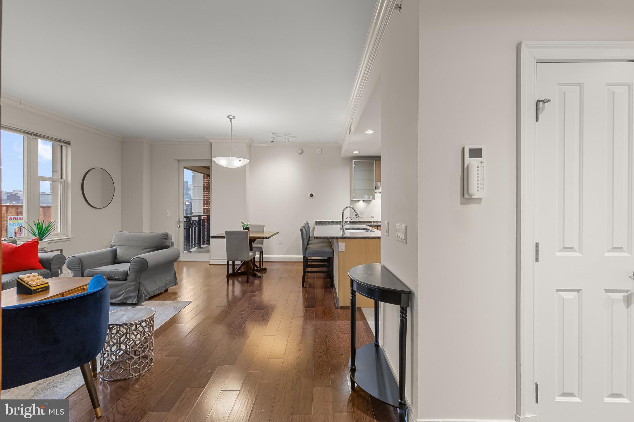 THE RITZ-CARLTON RESIDENCES - Residential Lease