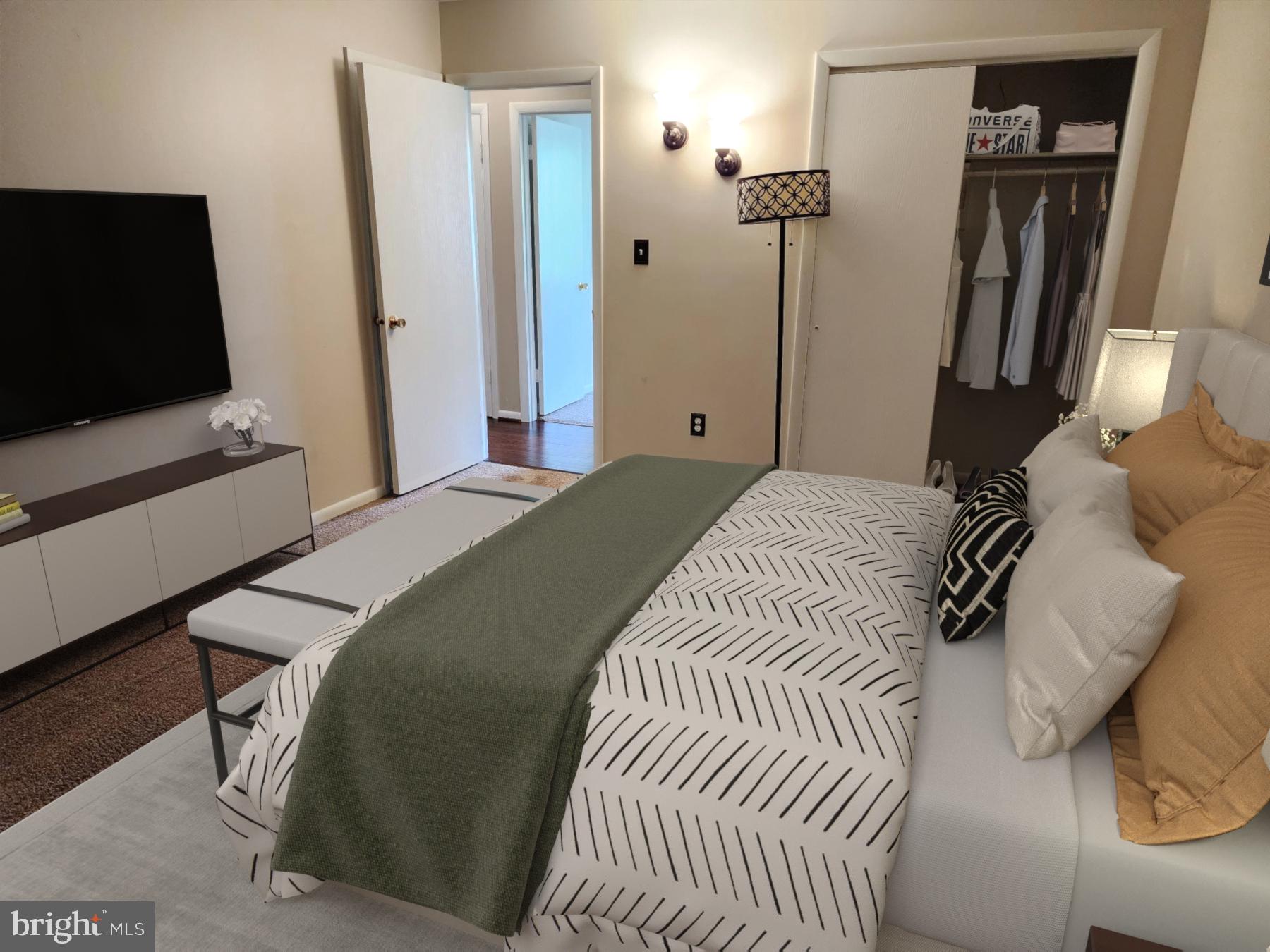 HILLENDALE FARMS - Residential