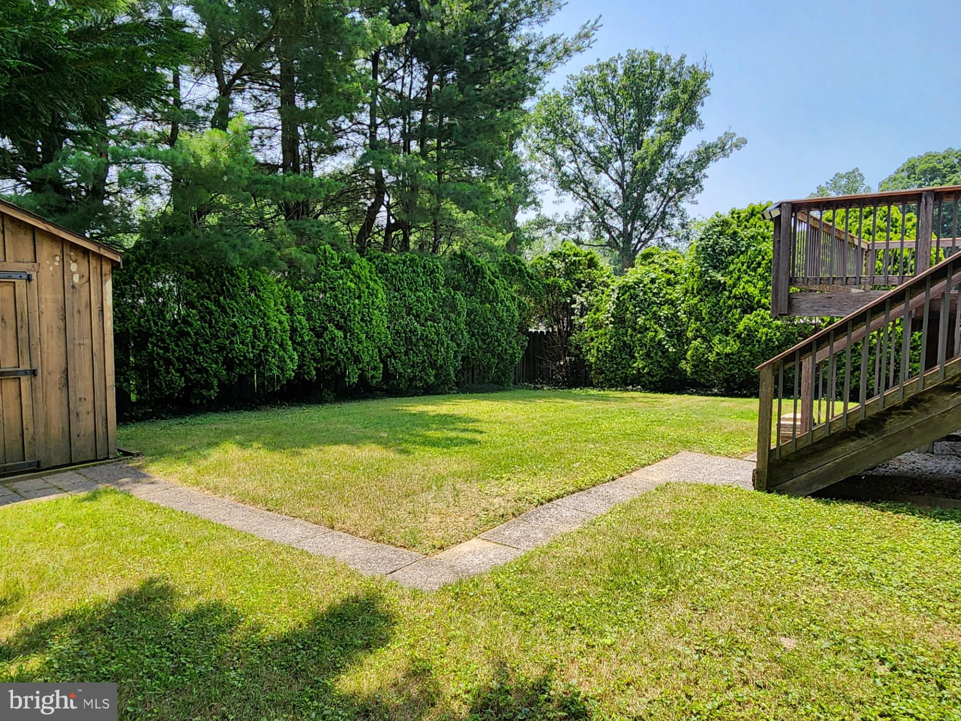 HILLENDALE FARMS - Residential