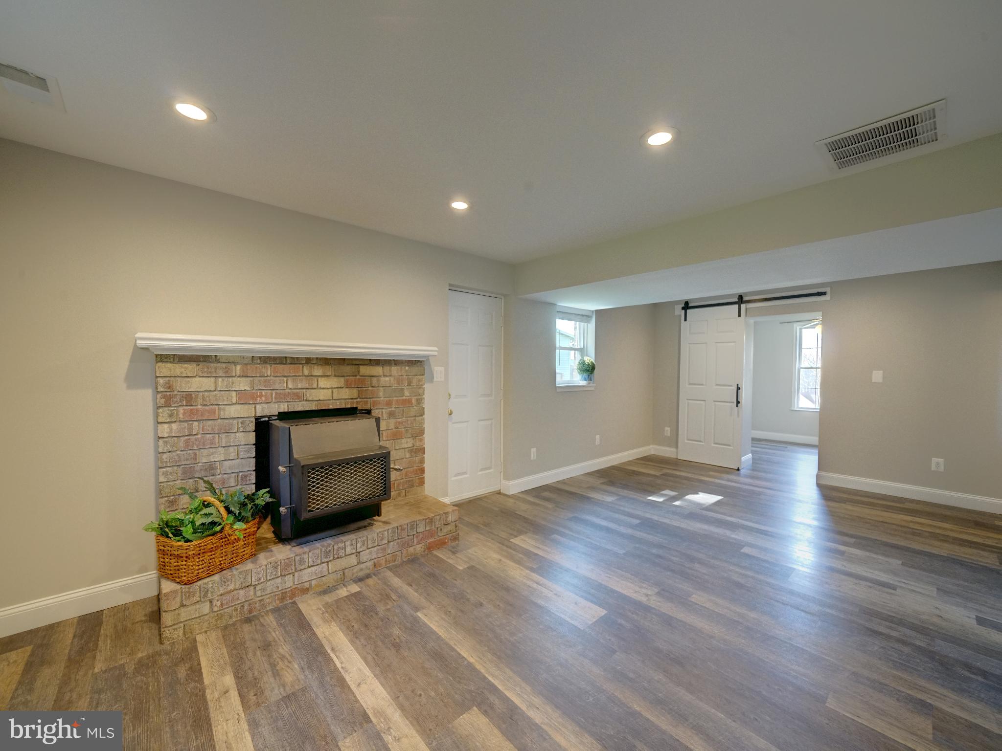 MILL BOTTOM - Residential