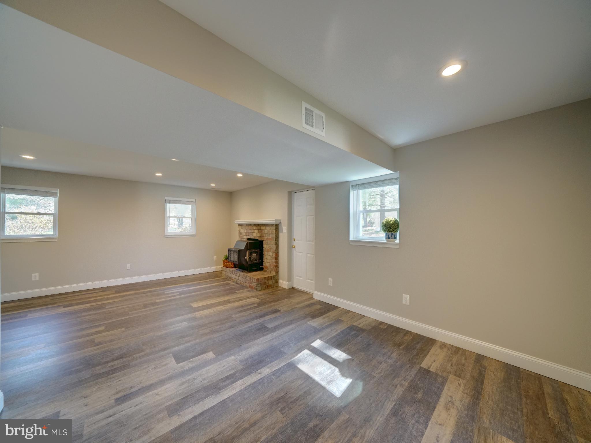 MILL BOTTOM - Residential