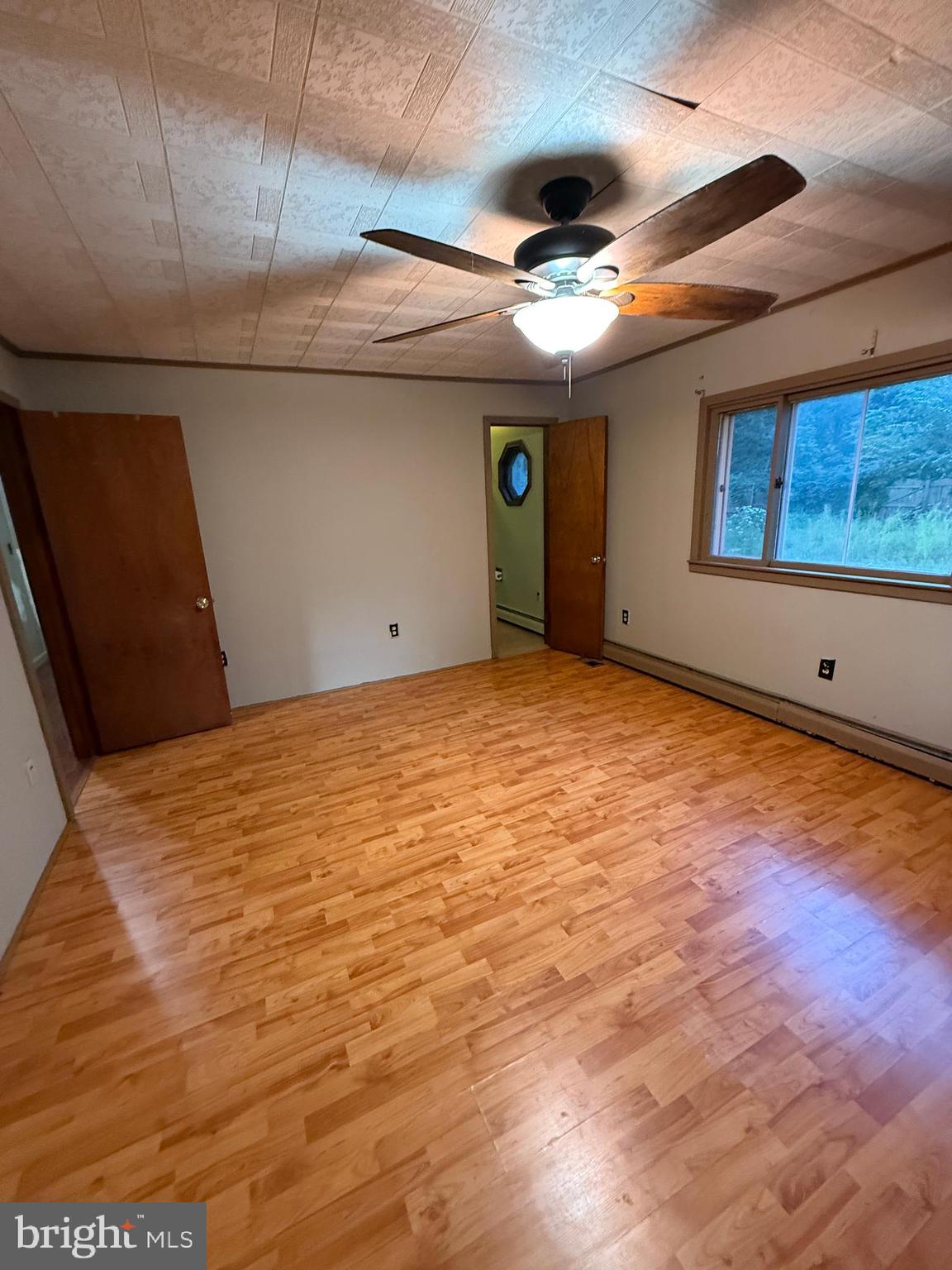 NONE AVA ILABLE - Residential