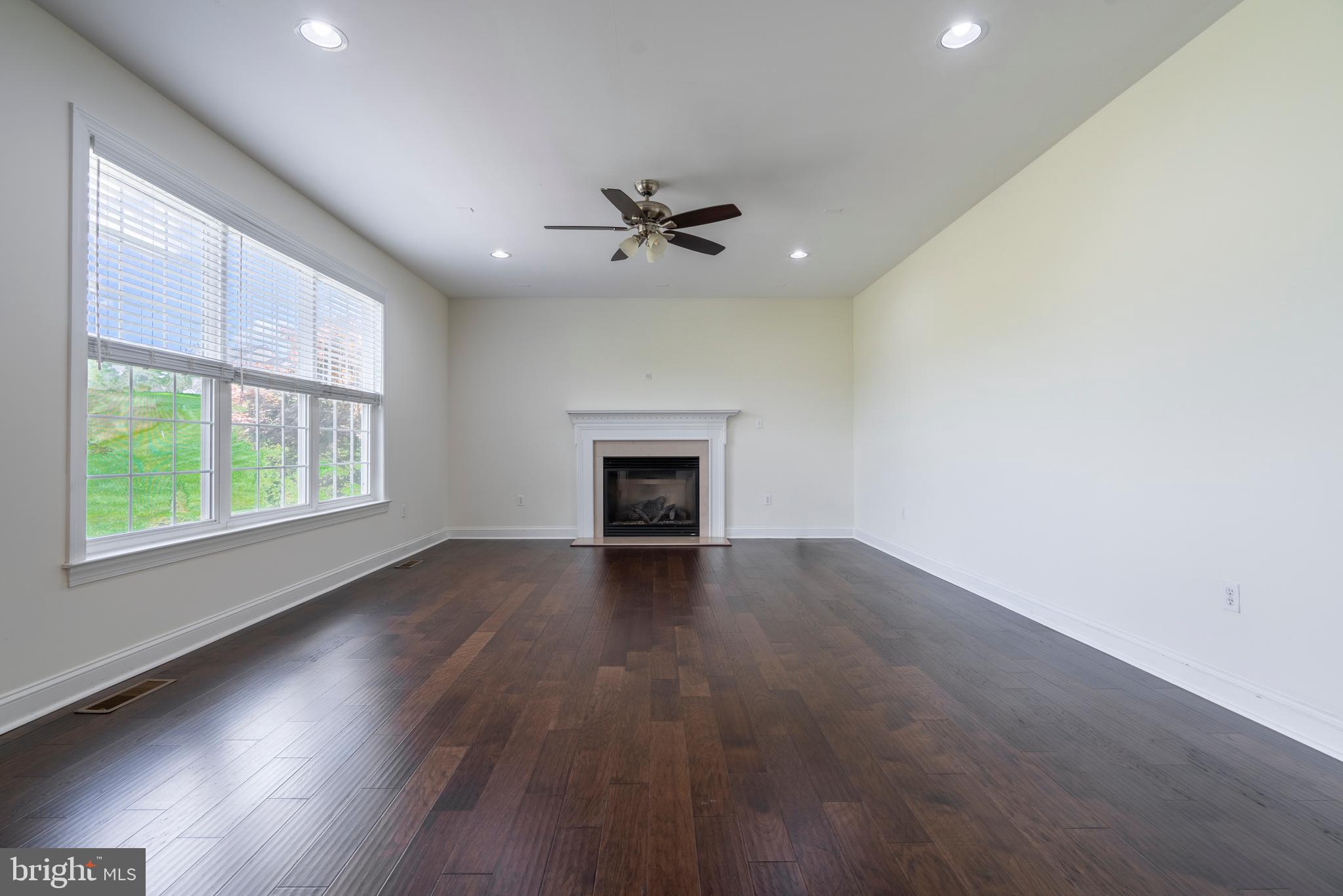 LEDERACH GOLF FAIRWY - Residential Lease