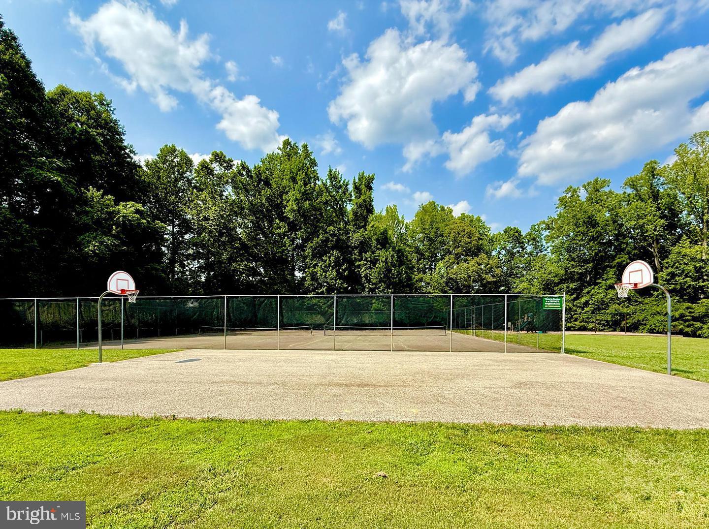 VICTORIA STATION - Residential