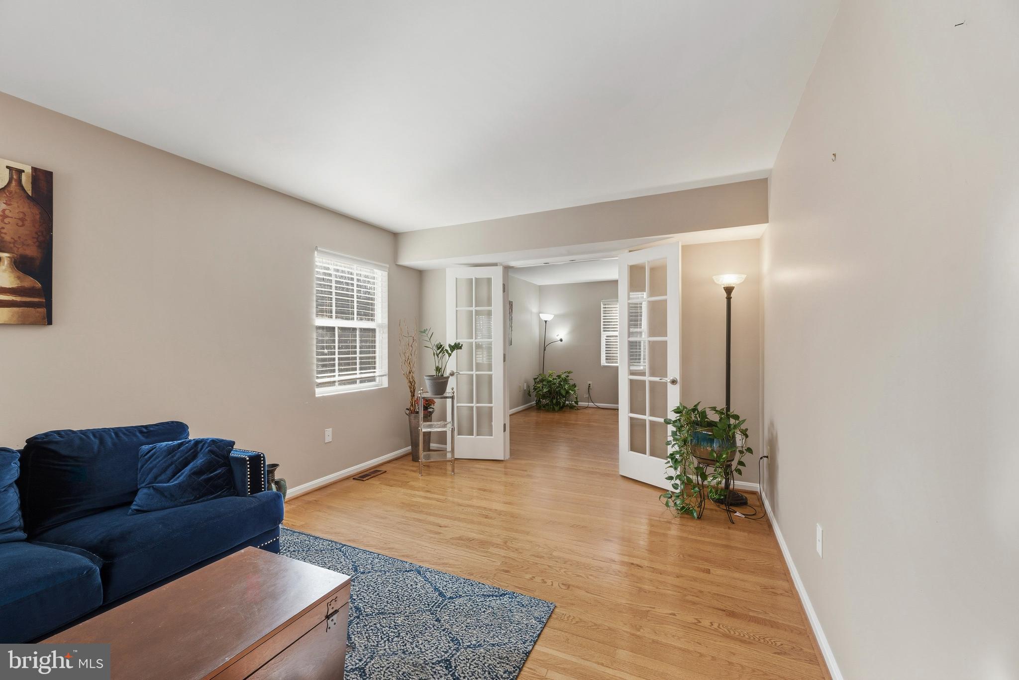 VICTORIA STATION - Residential