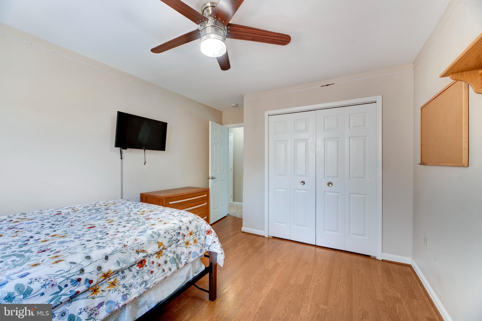 VICTORIA STATION - Residential