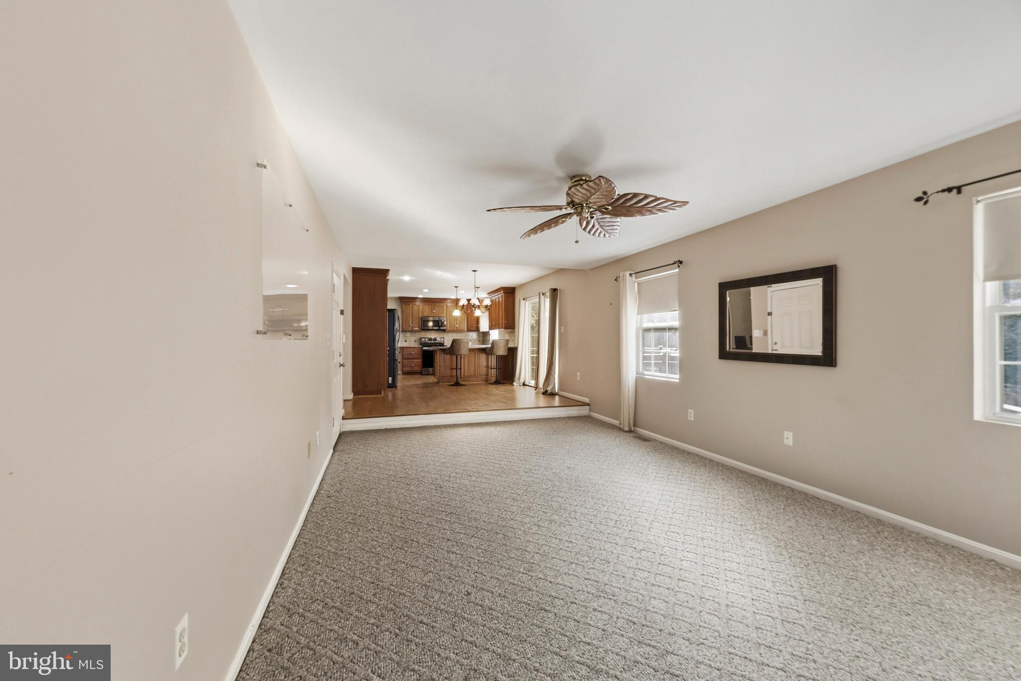 VICTORIA STATION - Residential