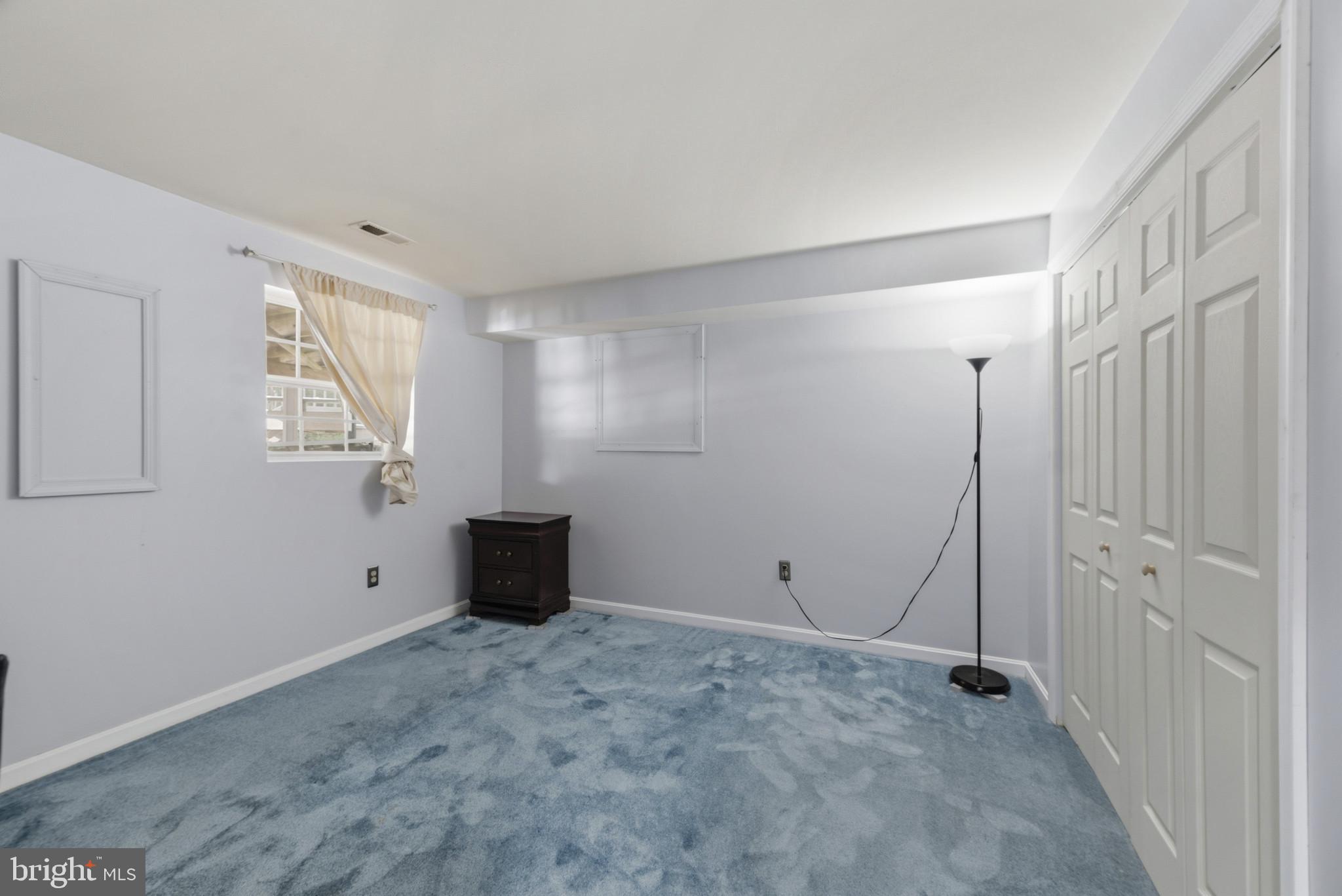 VICTORIA STATION - Residential