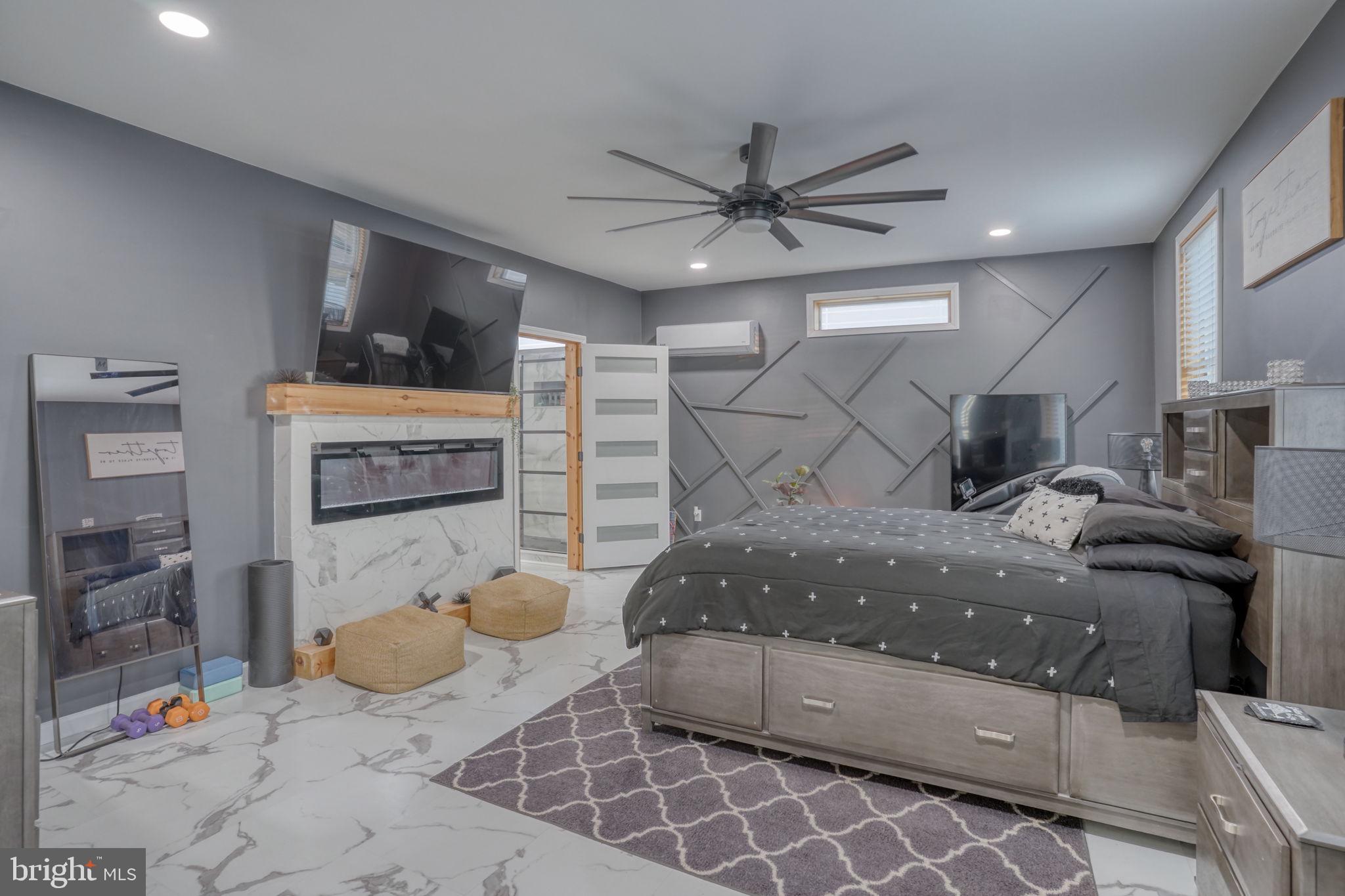 PINEHURST VILLAGE - Residential