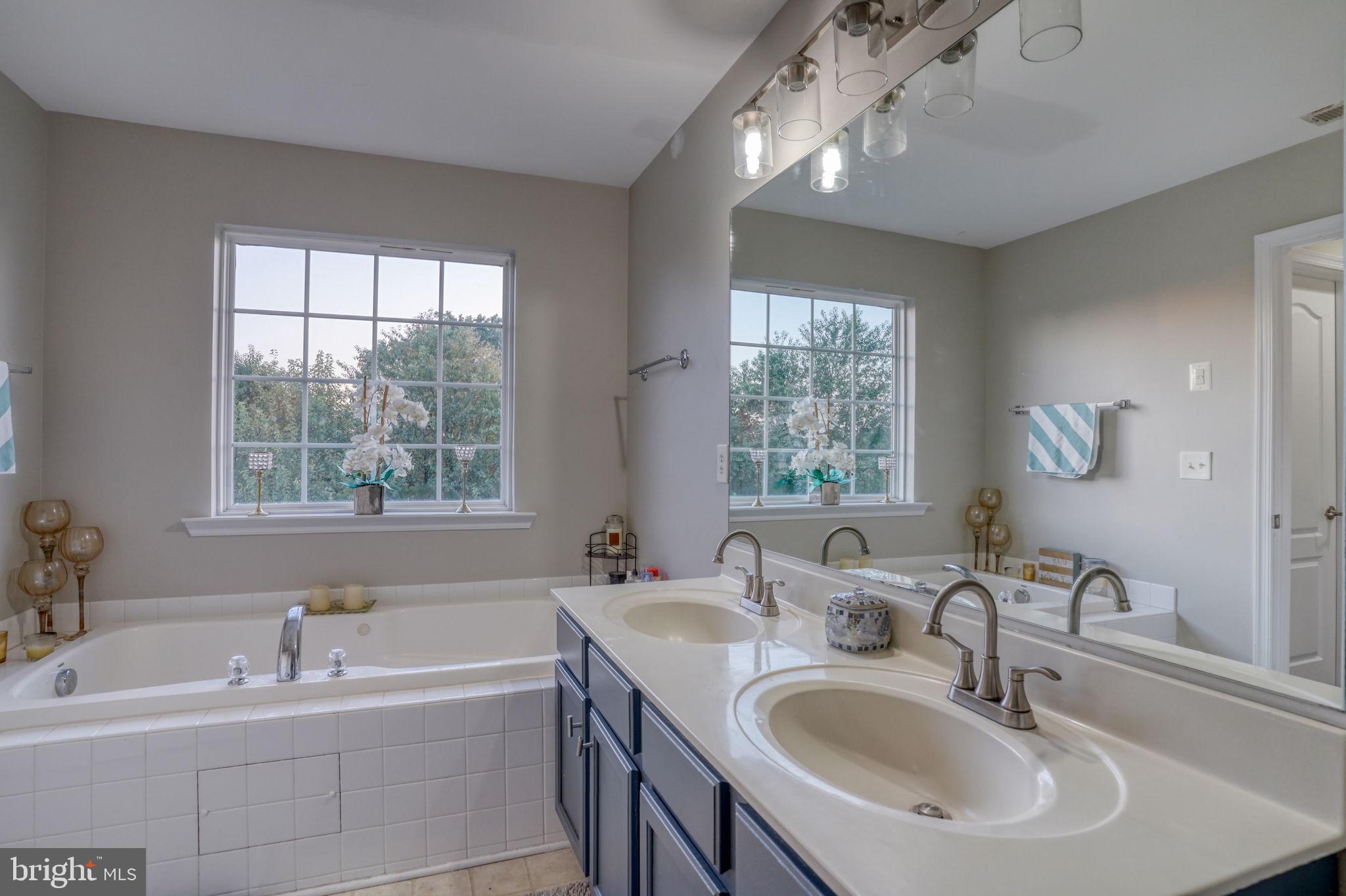 PINEHURST VILLAGE - Residential