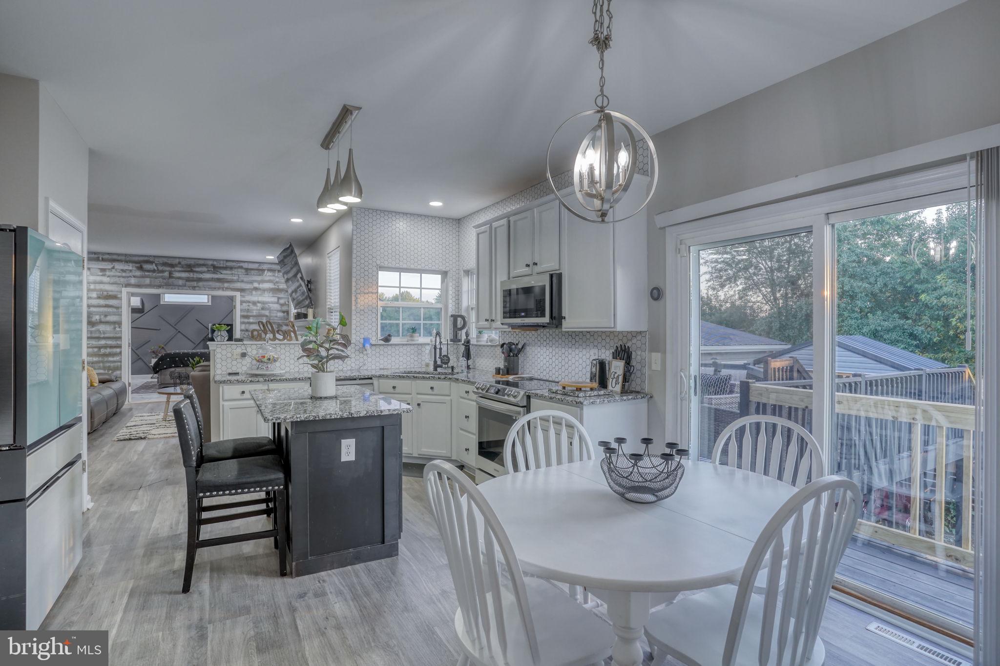 PINEHURST VILLAGE - Residential