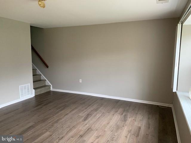 WHISKEY BOTTOM SQUARE - Residential Lease