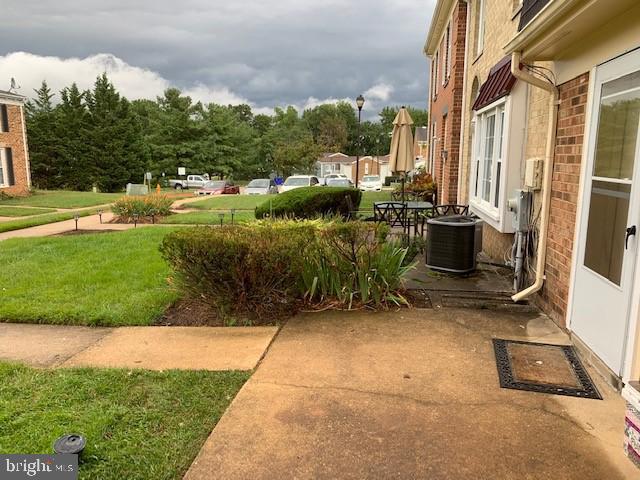 WHISKEY BOTTOM SQUARE - Residential Lease