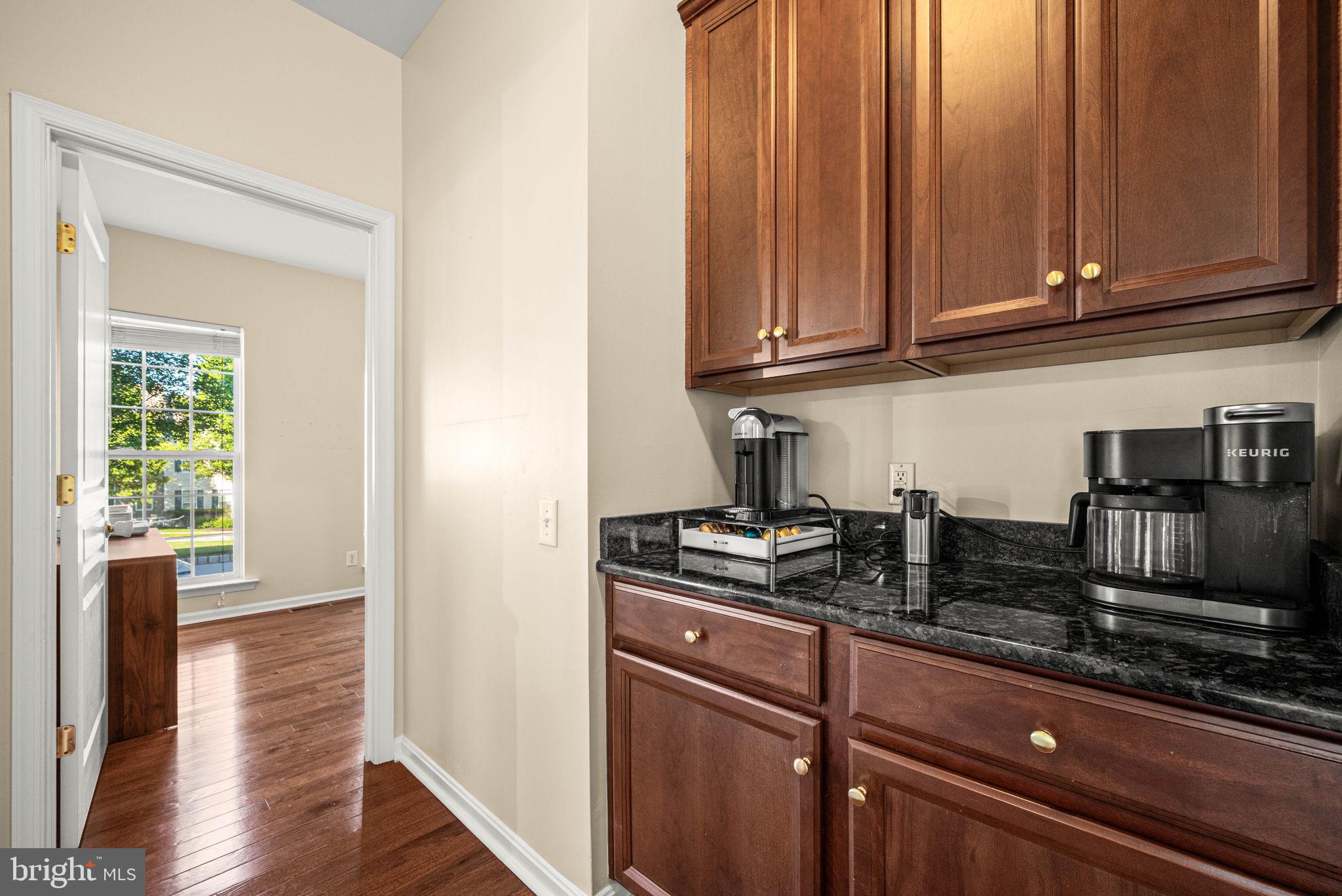 WINDSOR RIDGE - Residential