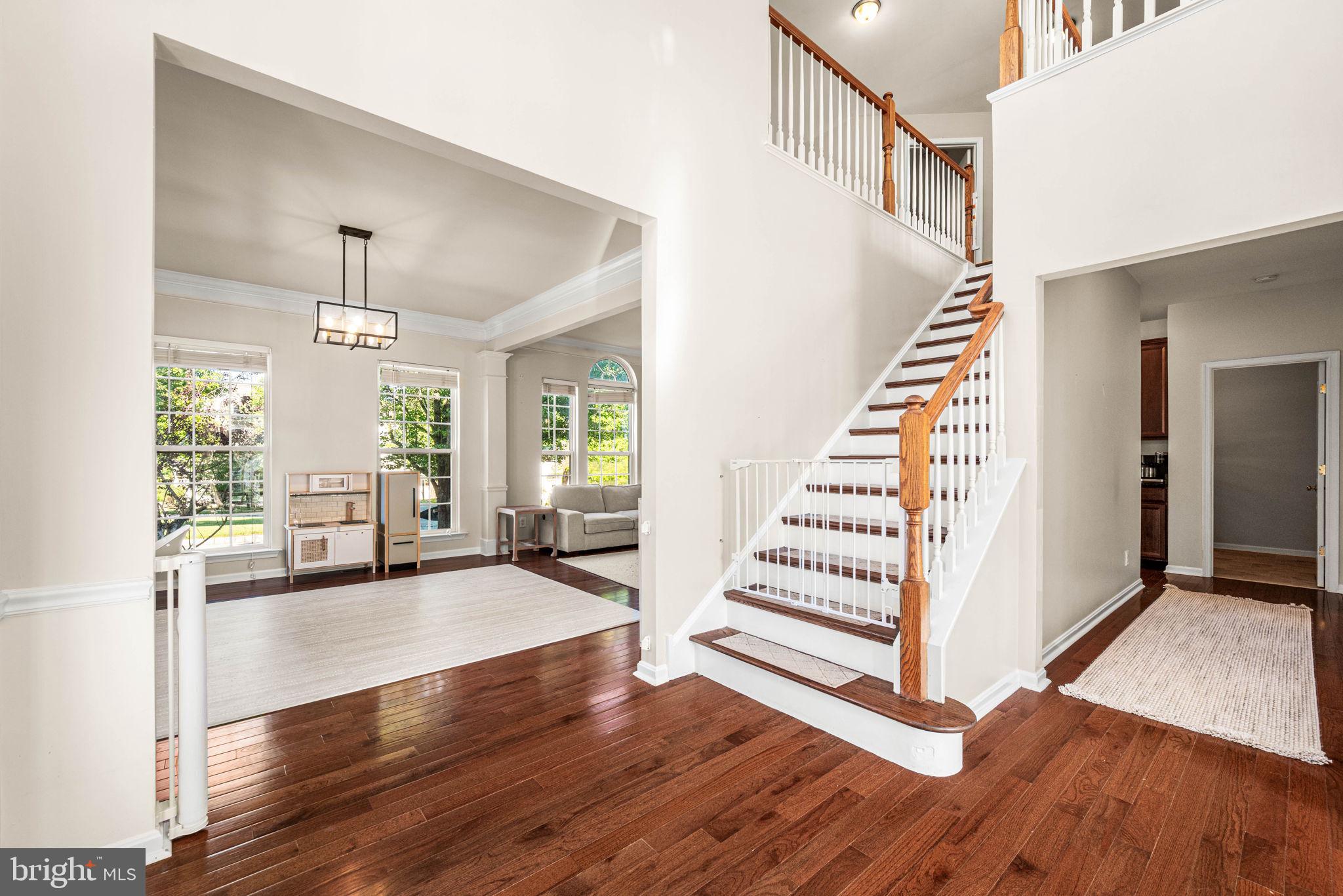 WINDSOR RIDGE - Residential