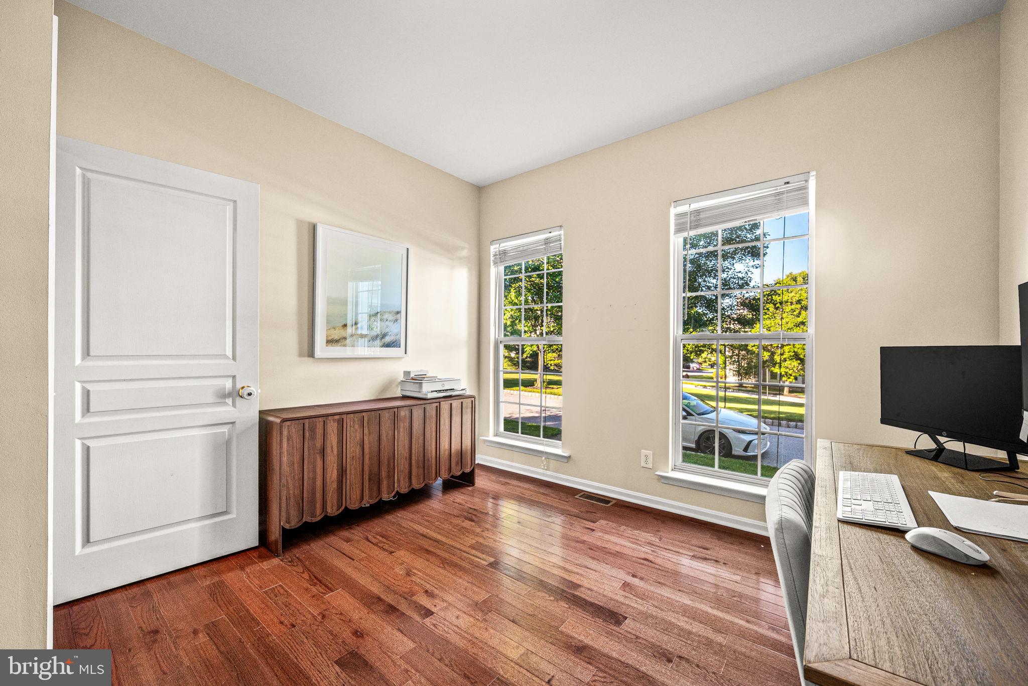 WINDSOR RIDGE - Residential