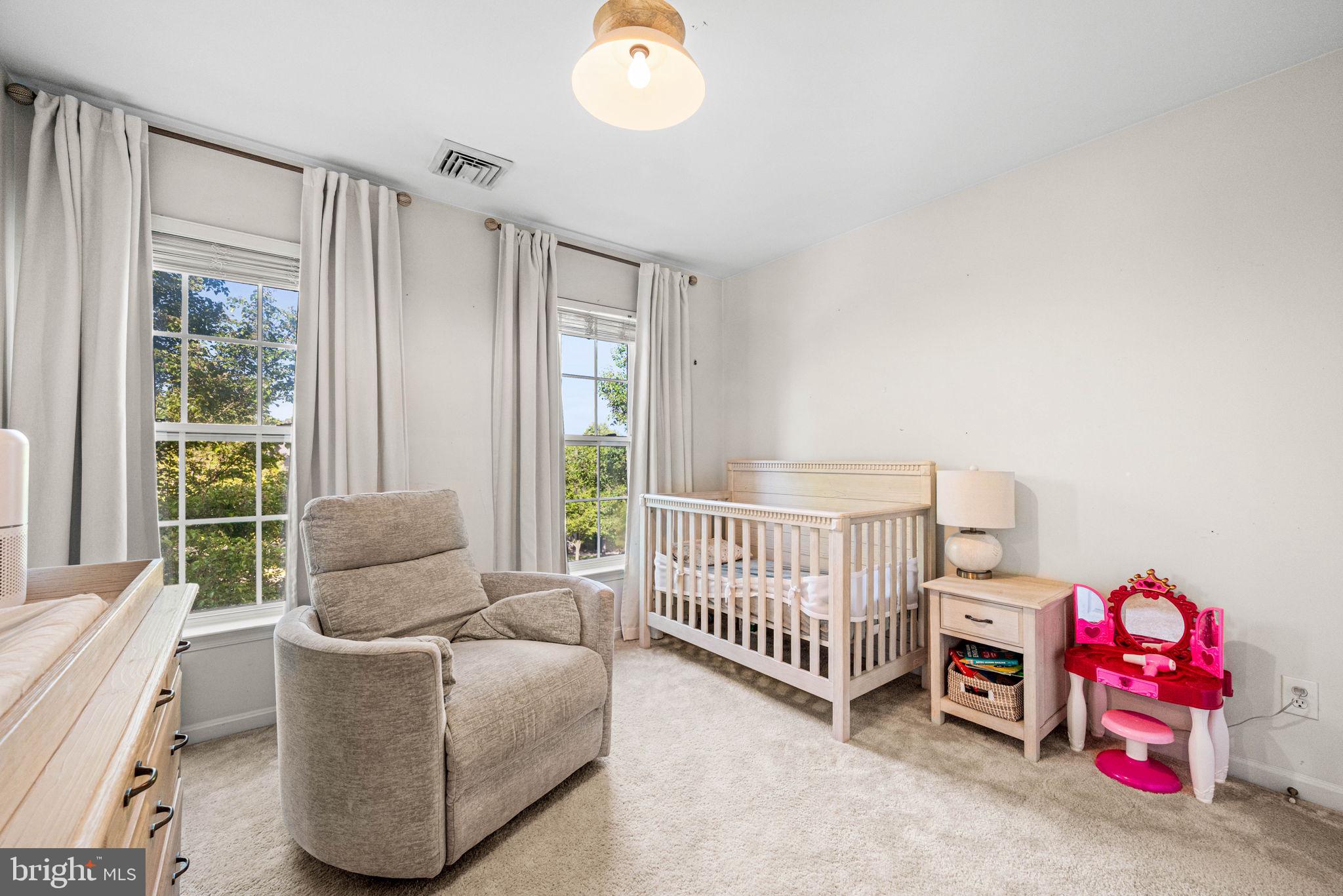 WINDSOR RIDGE - Residential