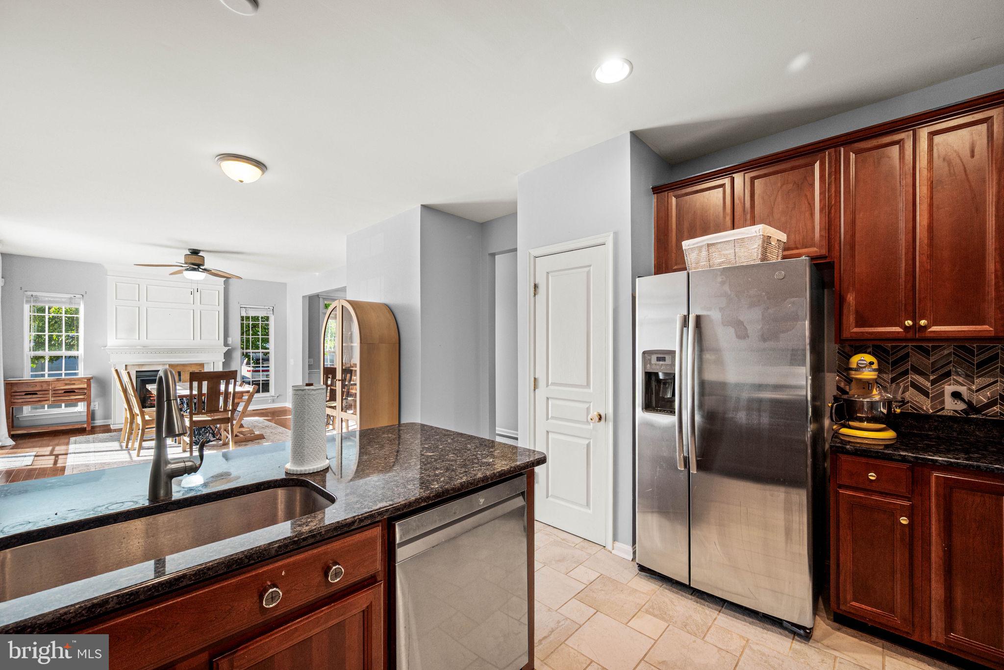 WINDSOR RIDGE - Residential