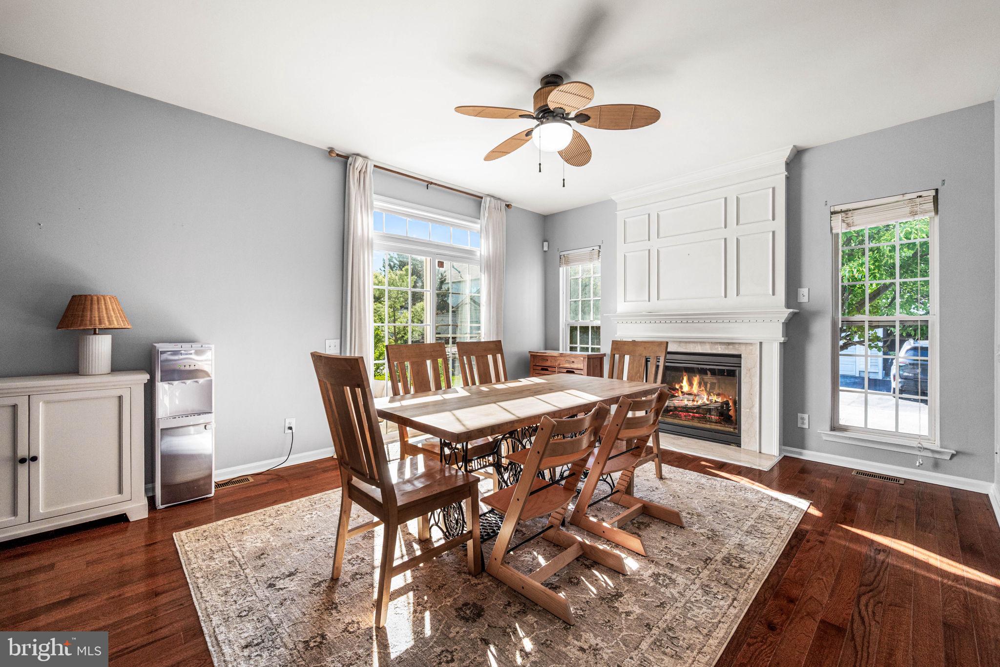 WINDSOR RIDGE - Residential