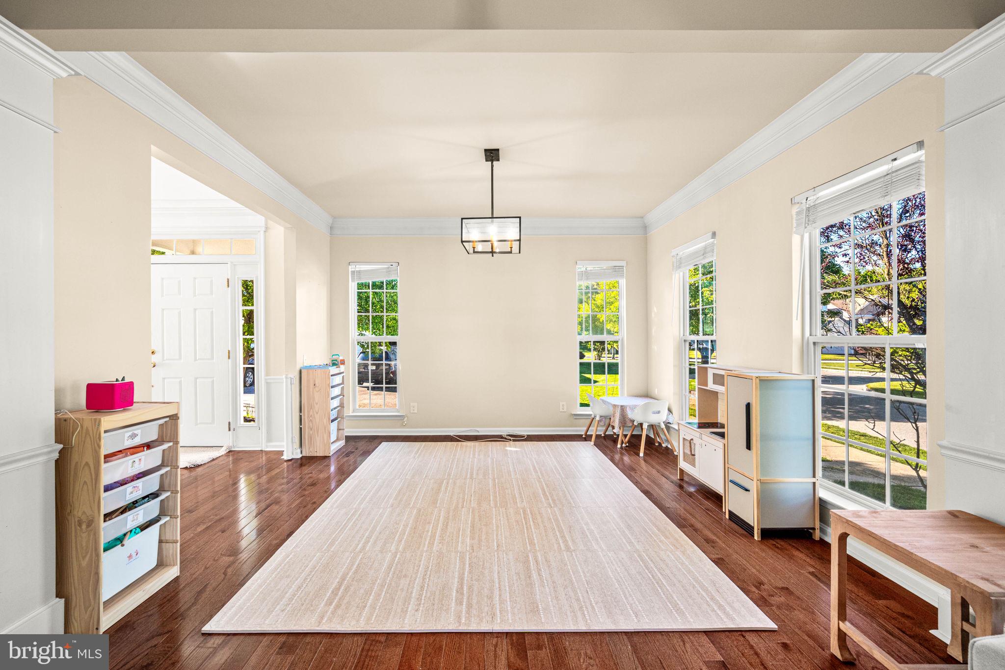 WINDSOR RIDGE - Residential