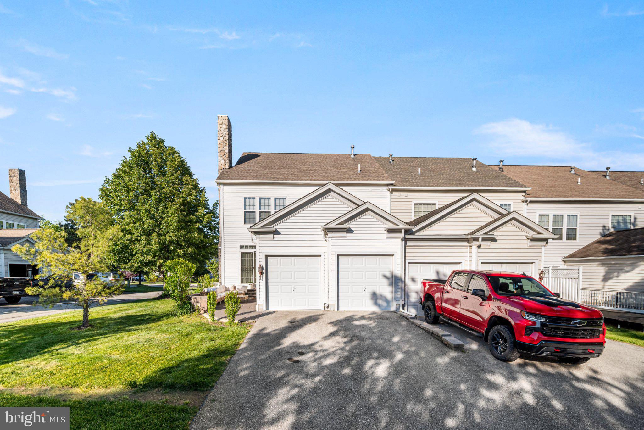 WINDSOR RIDGE - Residential
