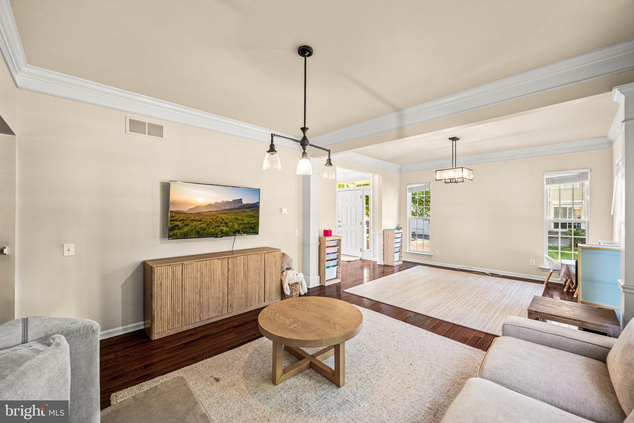WINDSOR RIDGE - Residential