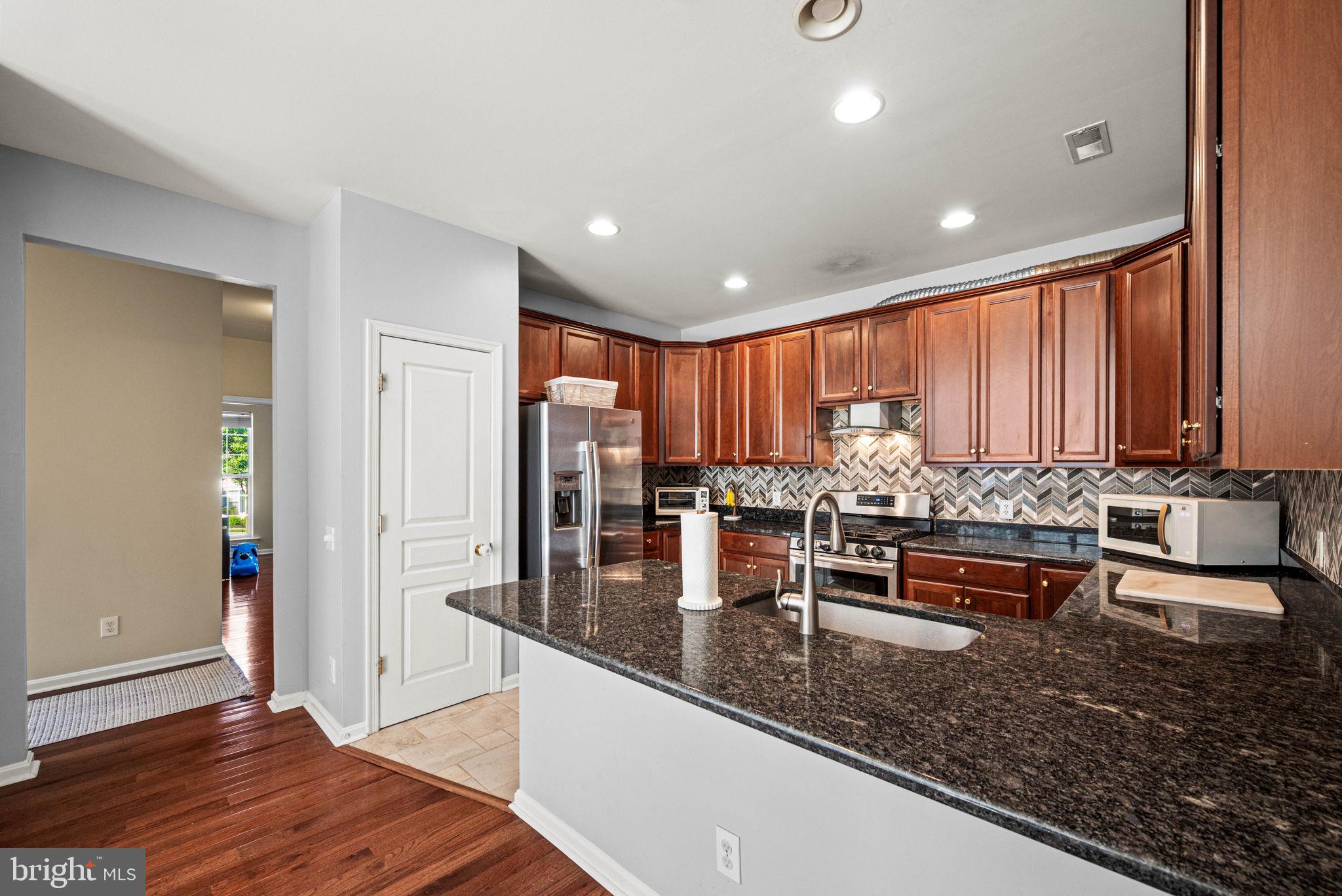 WINDSOR RIDGE - Residential