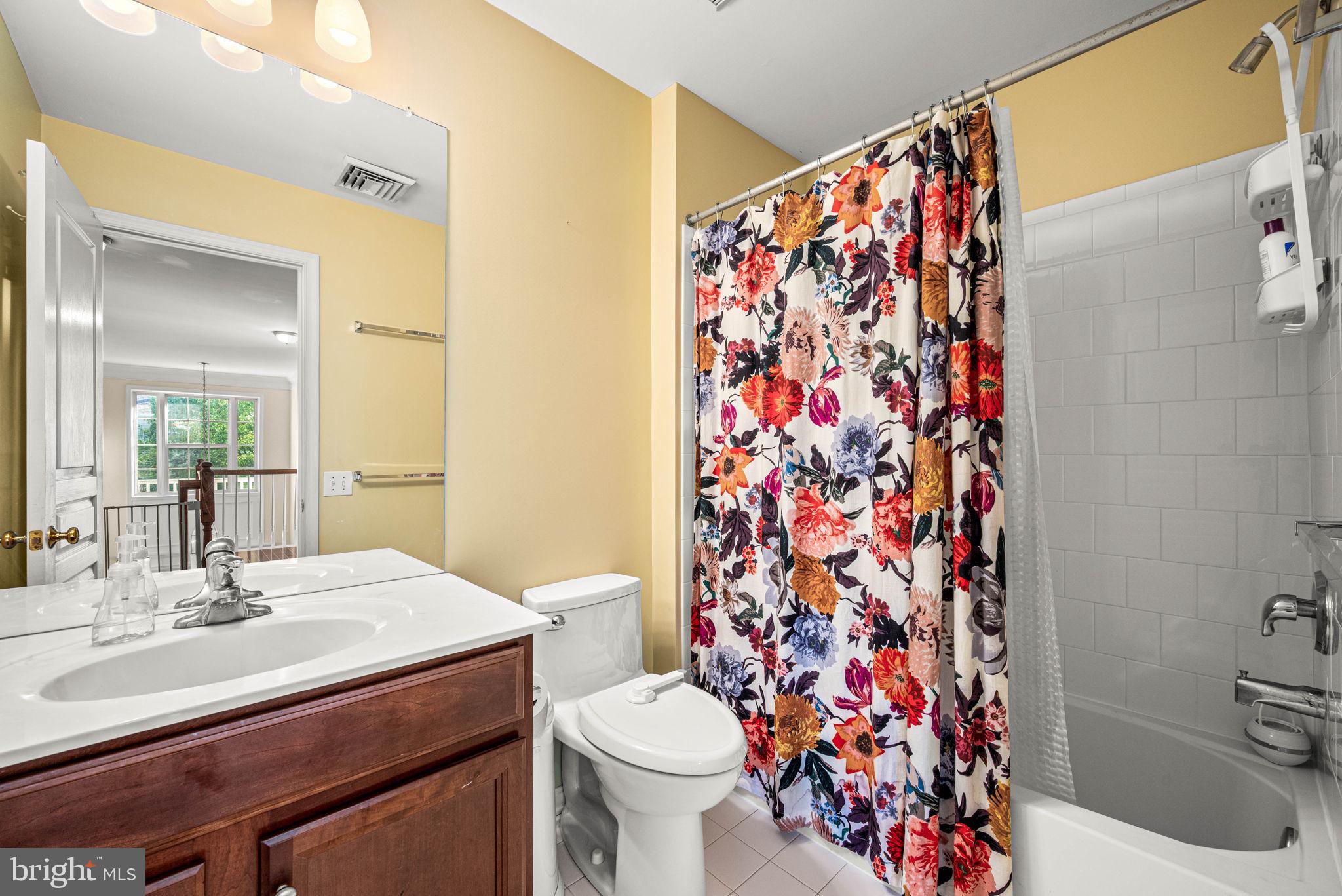 WINDSOR RIDGE - Residential