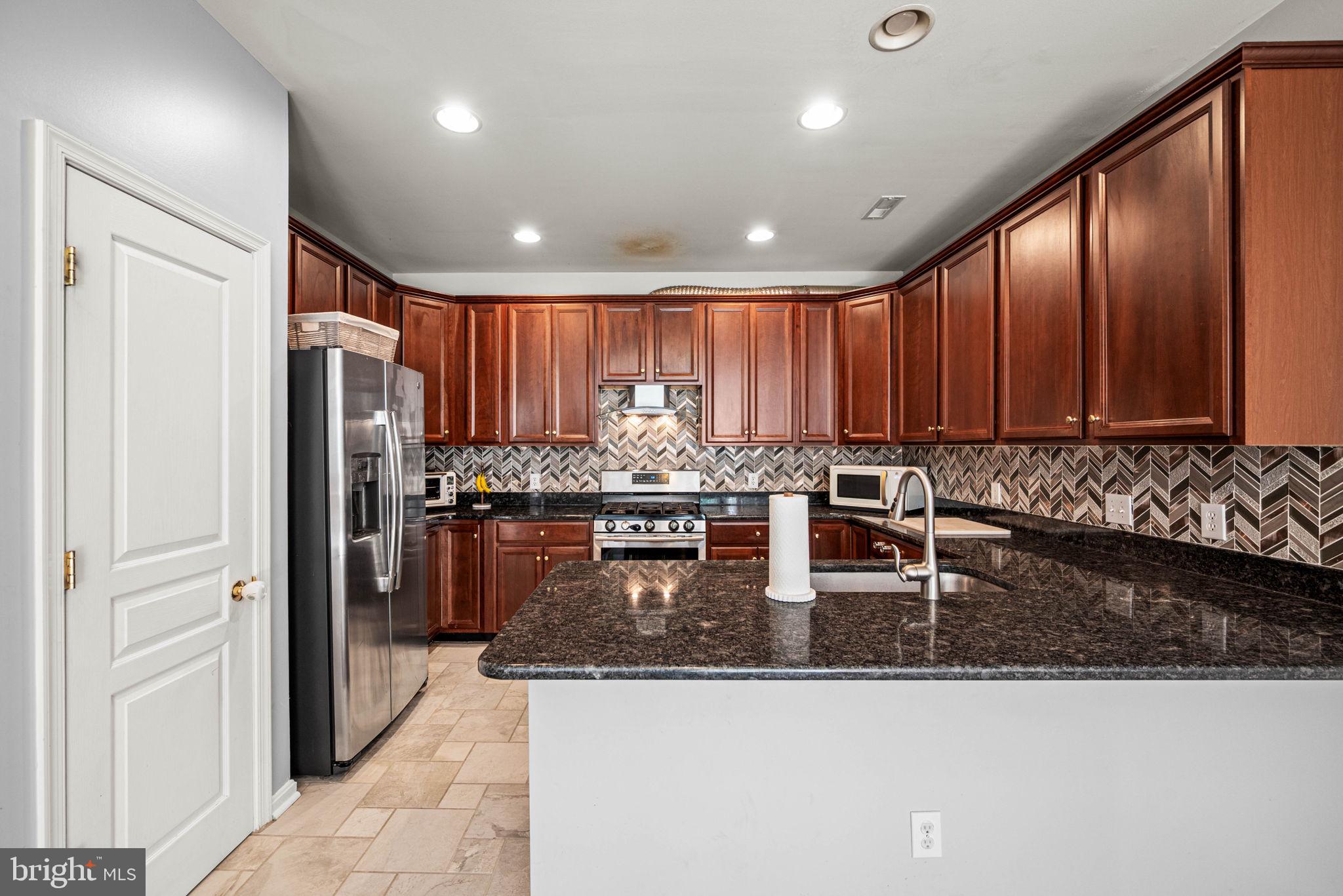 WINDSOR RIDGE - Residential