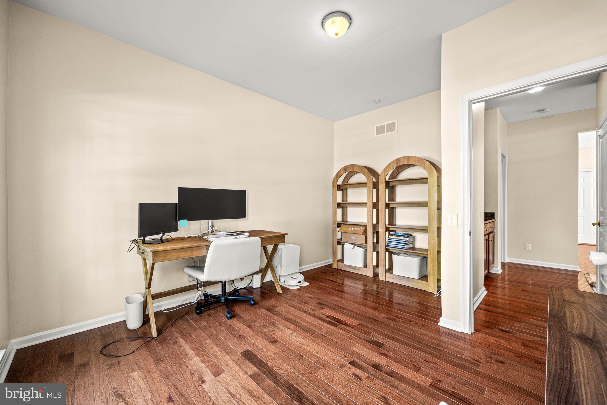 WINDSOR RIDGE - Residential