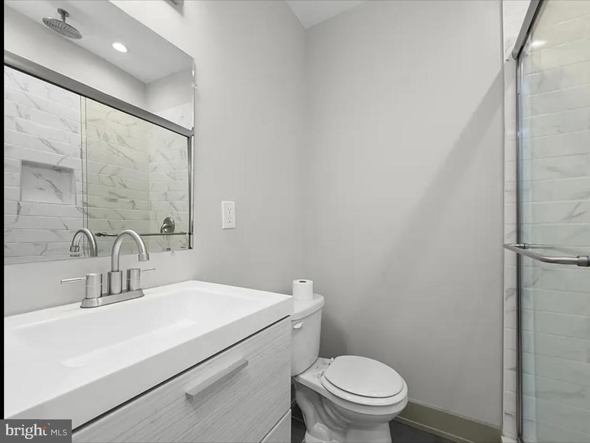 HIGHLANDTOWN - Residential Lease