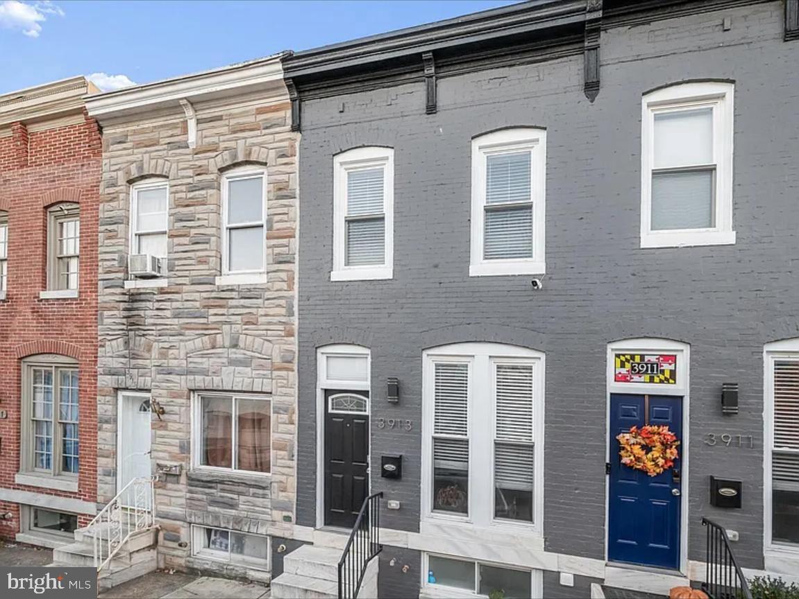 HIGHLANDTOWN - Residential Lease