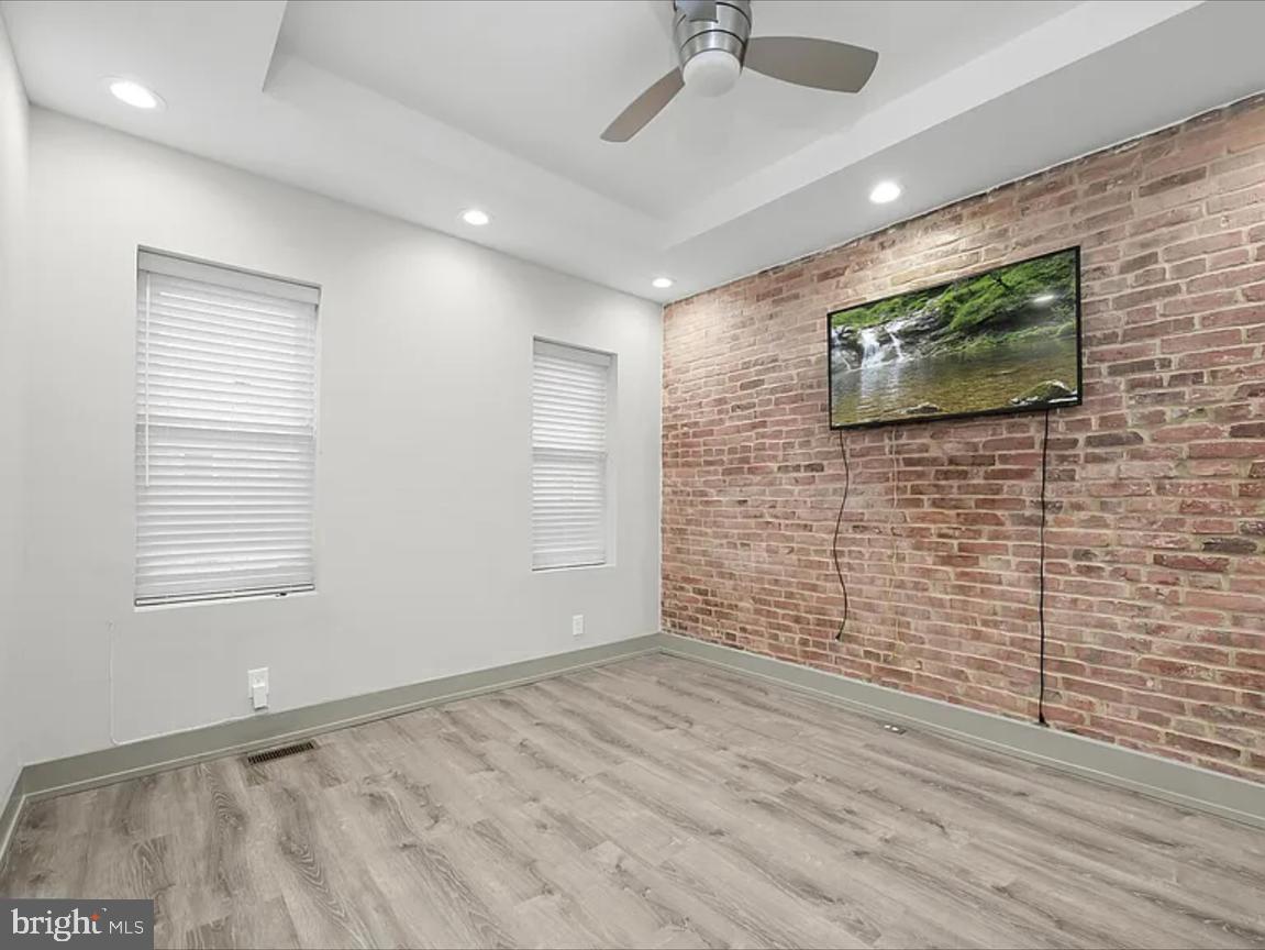 HIGHLANDTOWN - Residential Lease