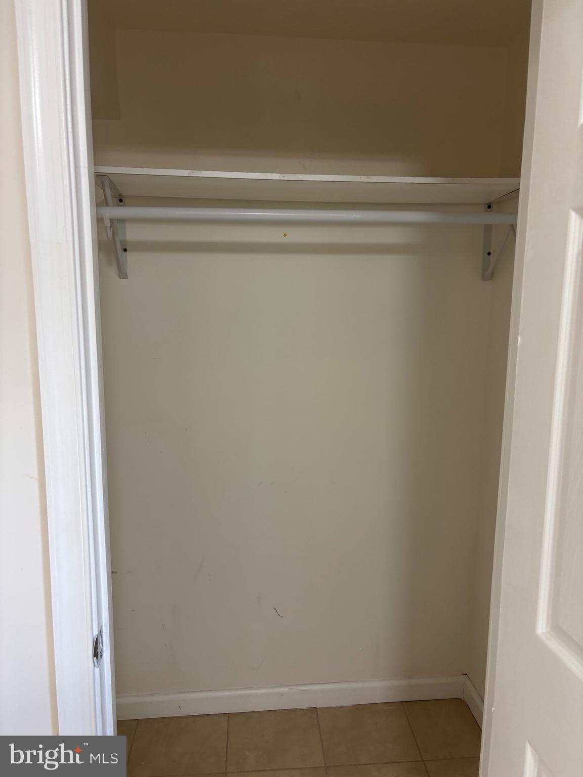 SKYLINE 1ST ADDN - Residential Lease