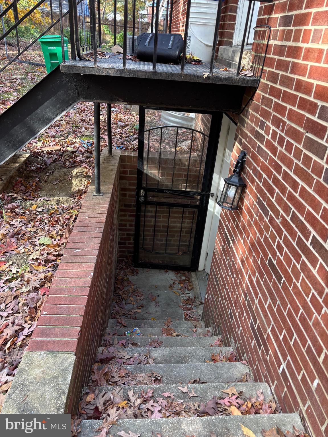 SKYLINE 1ST ADDN - Residential Lease