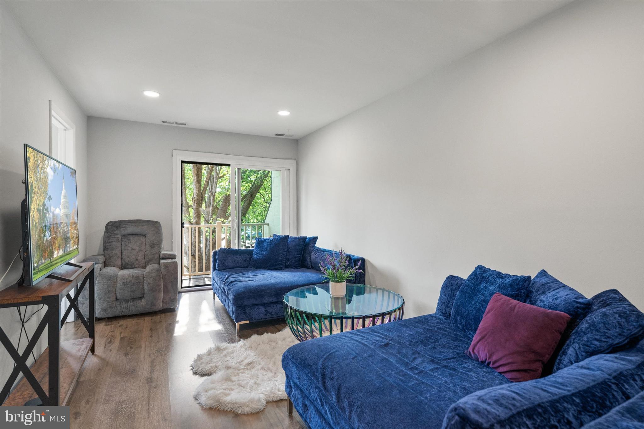 SEQUOYAH - Residential